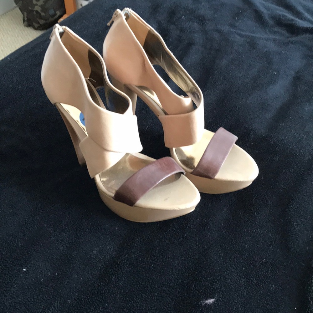 Carlos Santana heels